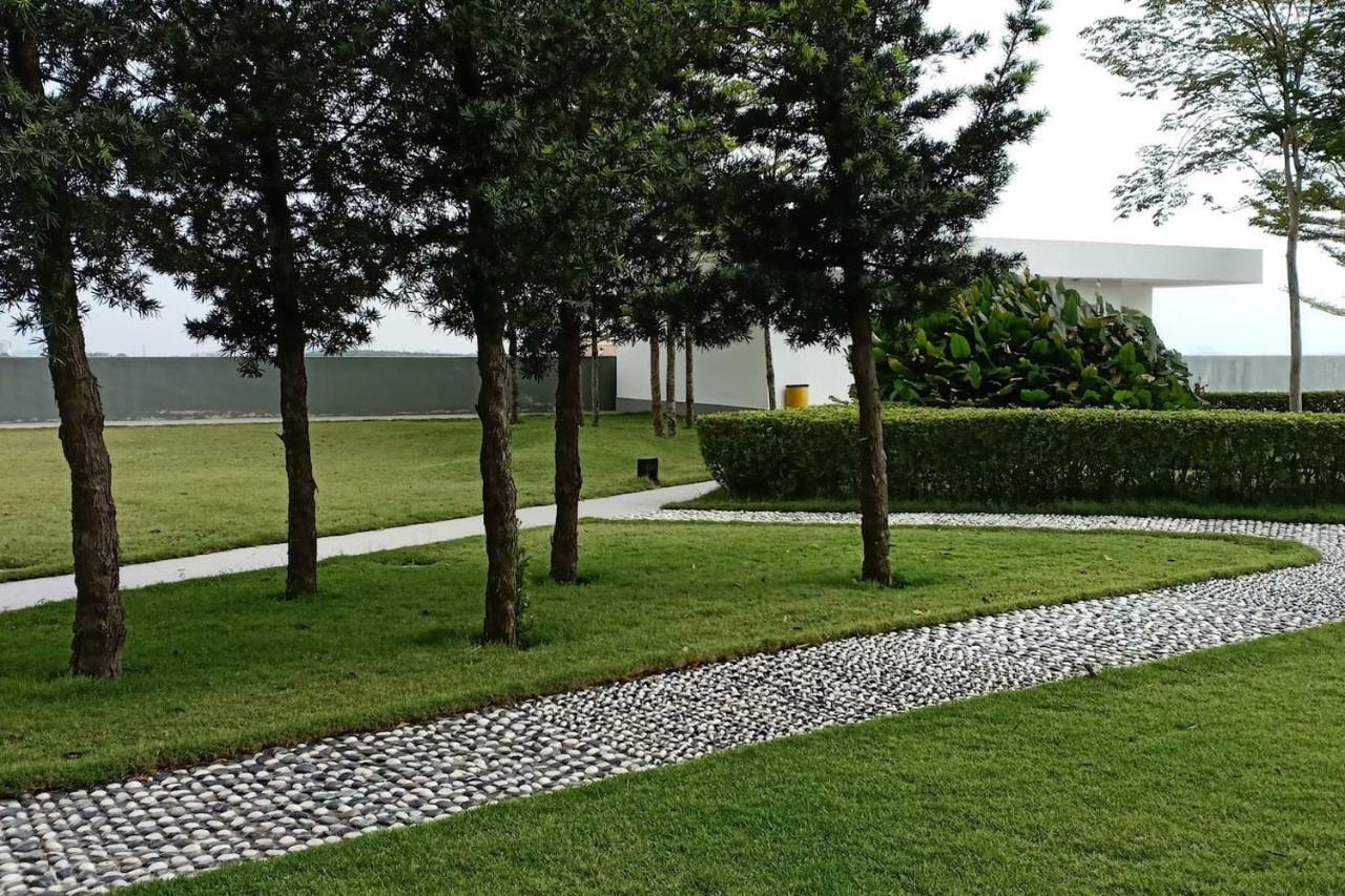 Manee Home Kota Damansara Kuala Selangor Esterno foto